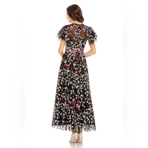 Mac Duggal Floral Embroidered Flutter-Sleeve Midi-Dress - Picture 2 of 8